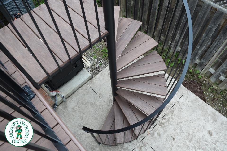 veka-1 veka decking on spiral stairs