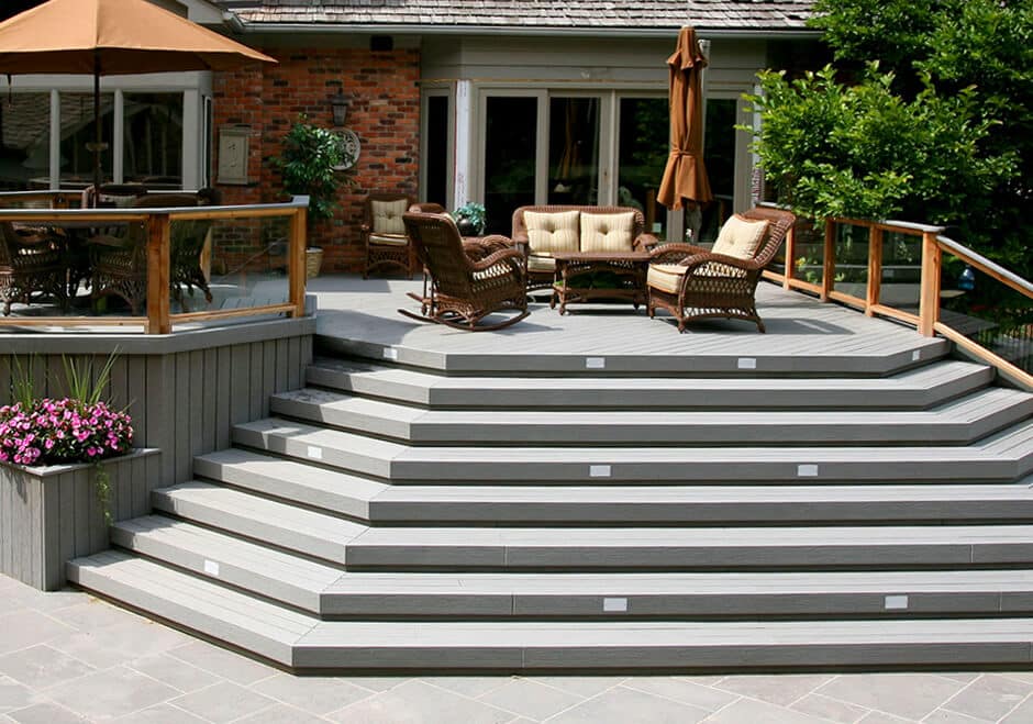 Do-I-need-a-permit-to-build-a-deck